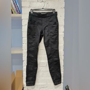 prAna - Black Pants with Large‎ Front Pocket